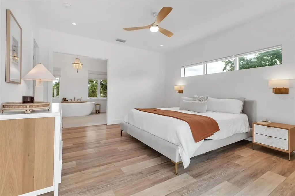 1642 Arlington Street Sarasota FL 34239
