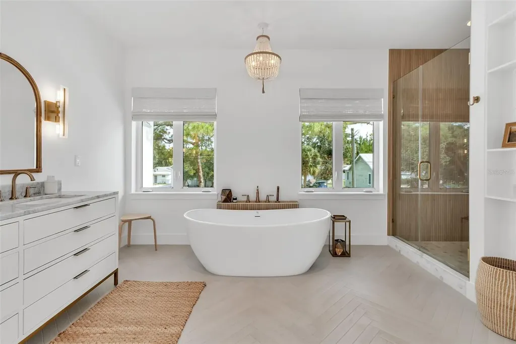 1642 Arlington Street Sarasota FL 34239
