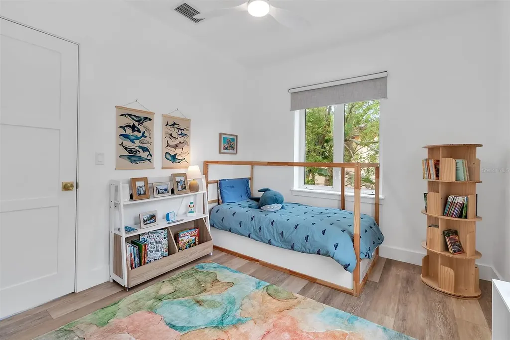 1642 Arlington Street Sarasota FL 34239