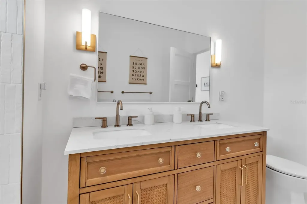 1642 Arlington Street Sarasota FL 34239
