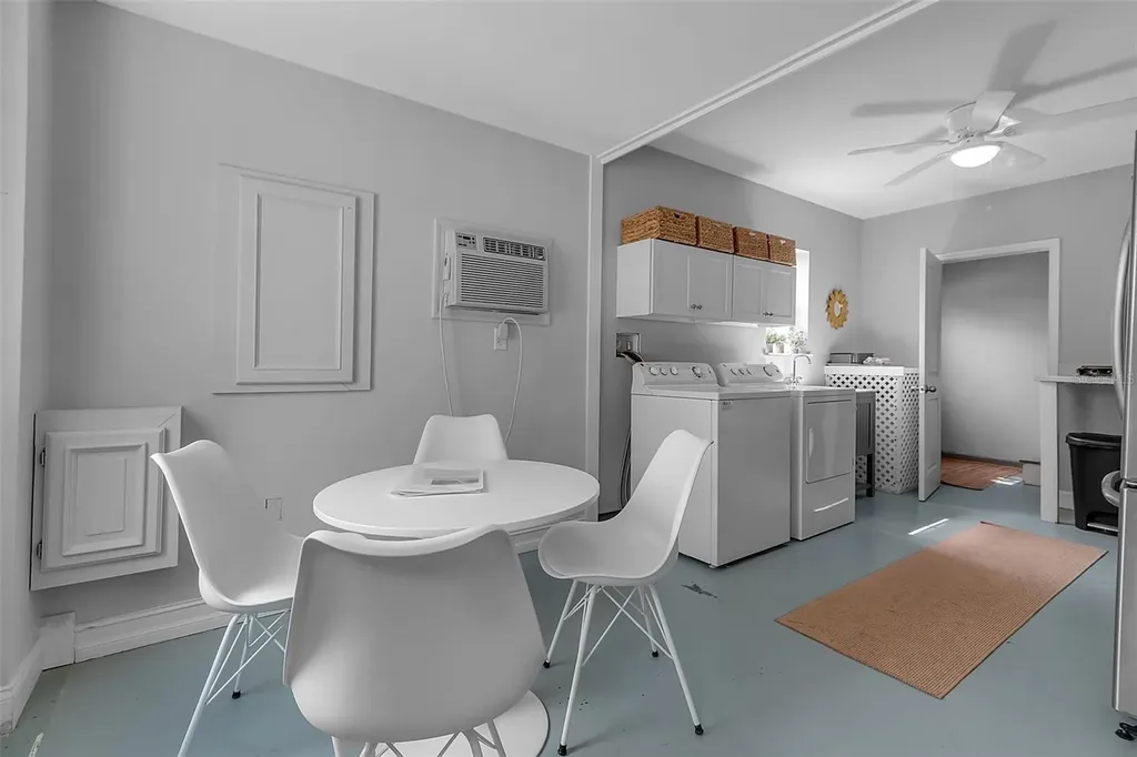 1642 Arlington Street Sarasota FL 34239