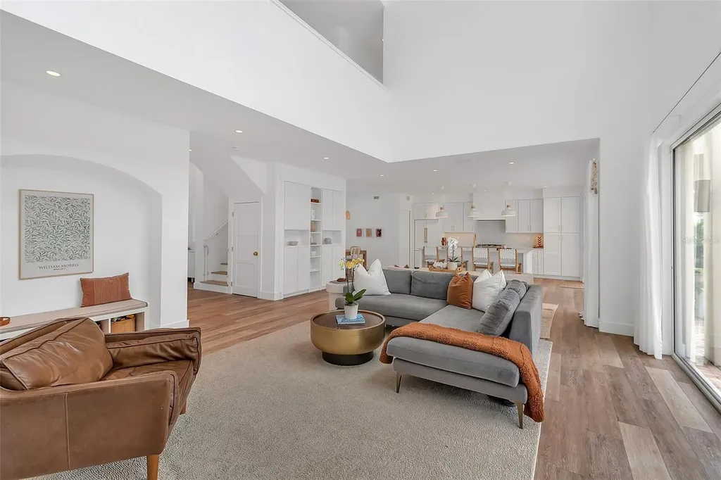 1642 Arlington Street Sarasota FL 34239