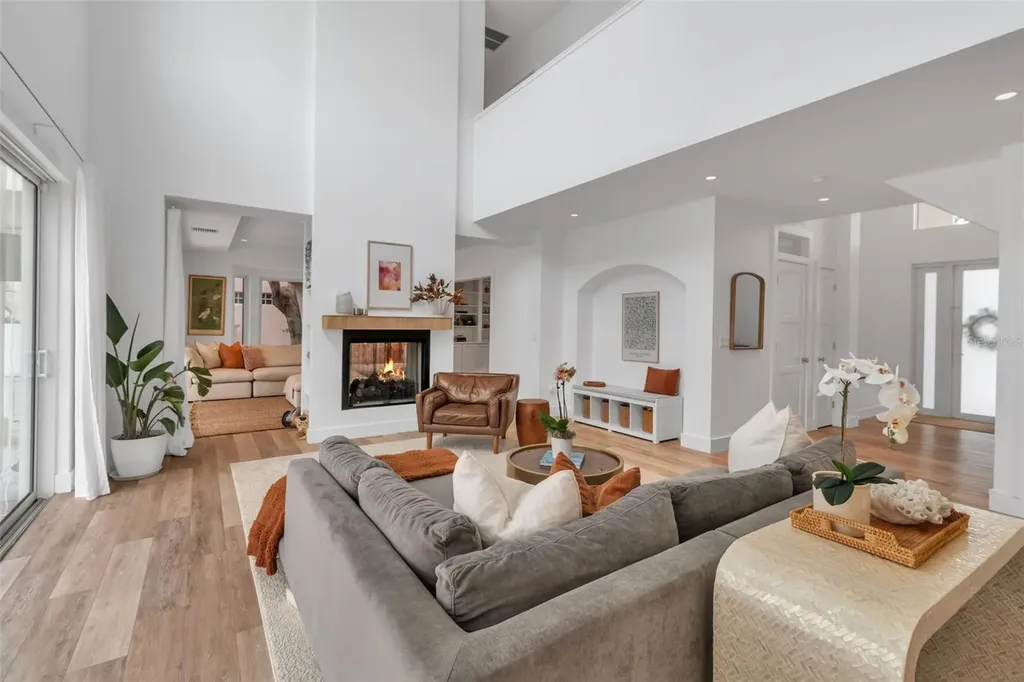 1642 Arlington Street Sarasota FL 34239