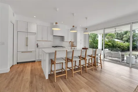 1642 Arlington Street Sarasota FL 34239