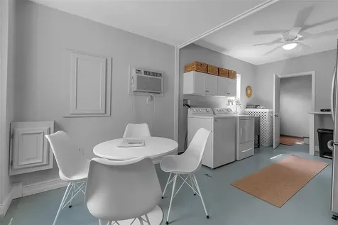 1642 Arlington Street Sarasota FL 34239