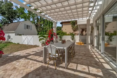1642 Arlington Street Sarasota FL 34239