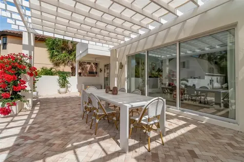 1642 Arlington Street Sarasota FL 34239