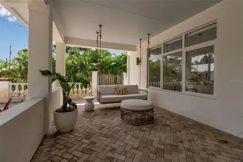 1642 Arlington Street Sarasota FL 34239
