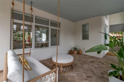 1642 Arlington Street Sarasota FL 34239