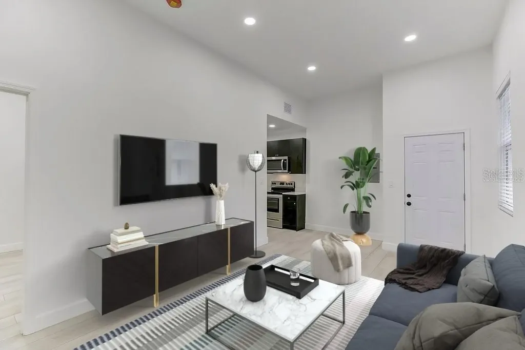 1862 6th Street Sarasota FL 34236
