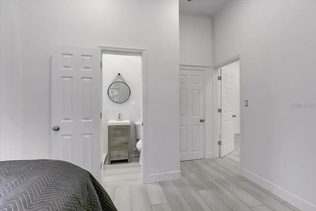 1862 6th Street Sarasota FL 34236