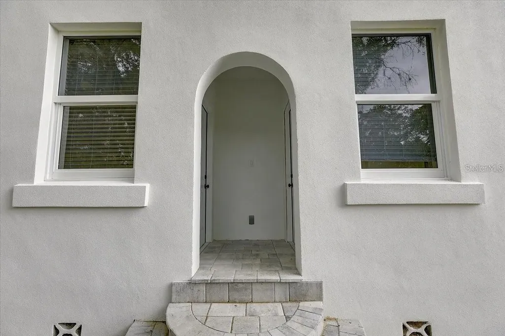 1862 6th Street Sarasota FL 34236