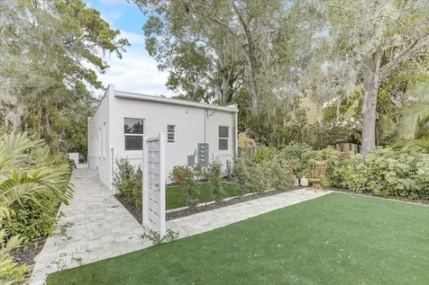 1862 6th Street Sarasota FL 34236