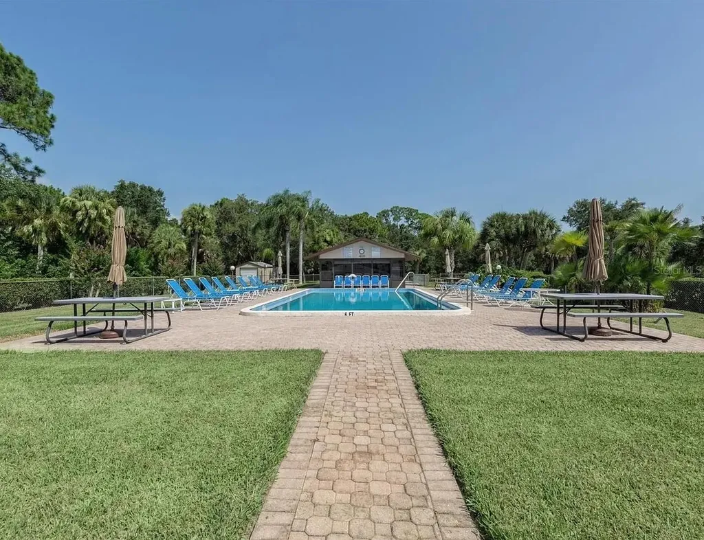 1700 Curry Trail Nokomis FL 34275