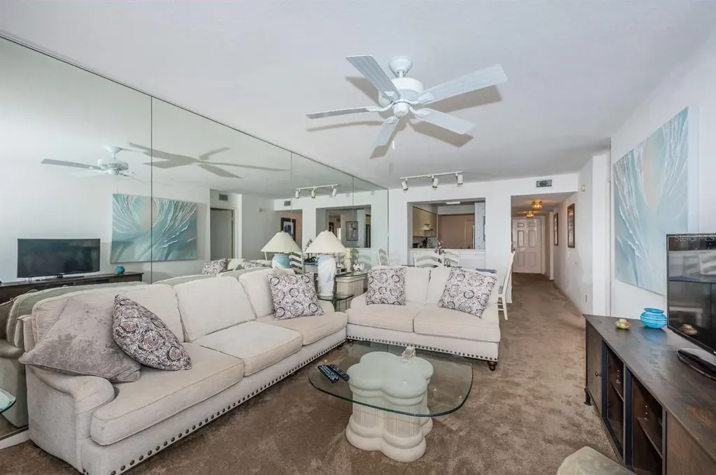 6001 Bahia Del Mar Circle St Petersburg FL 33715