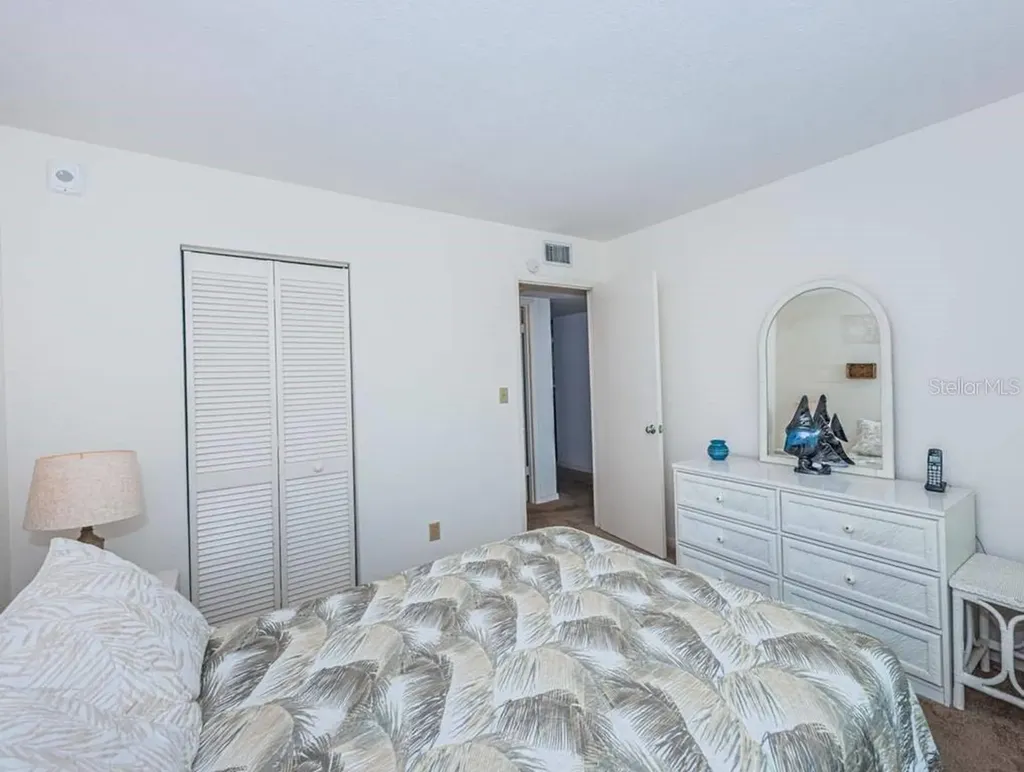 6001 Bahia Del Mar Circle St Petersburg FL 33715