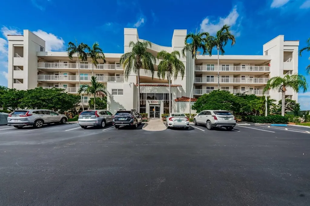 6001 Bahia Del Mar Circle St Petersburg FL 33715