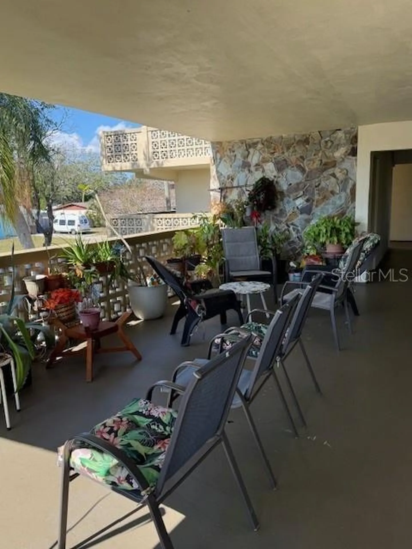 1051 79th Avenue N St Petersburg FL 33702