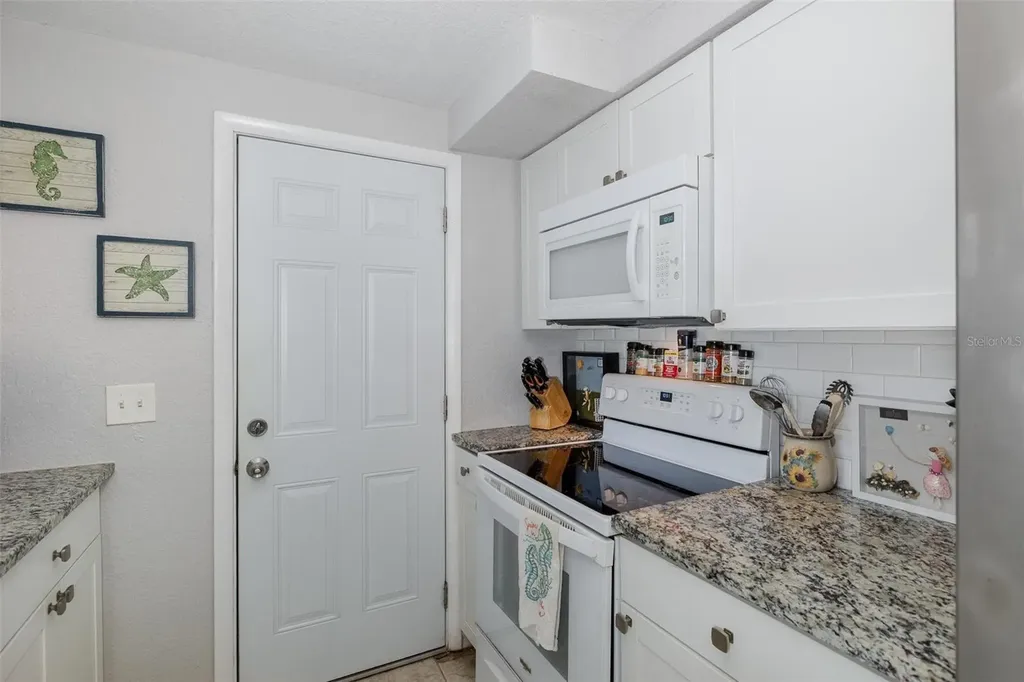 3645 Colonial Hills Drive New Port Richey FL 34652