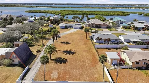 3816 Cardinal Boulevard Port Orange FL 32127