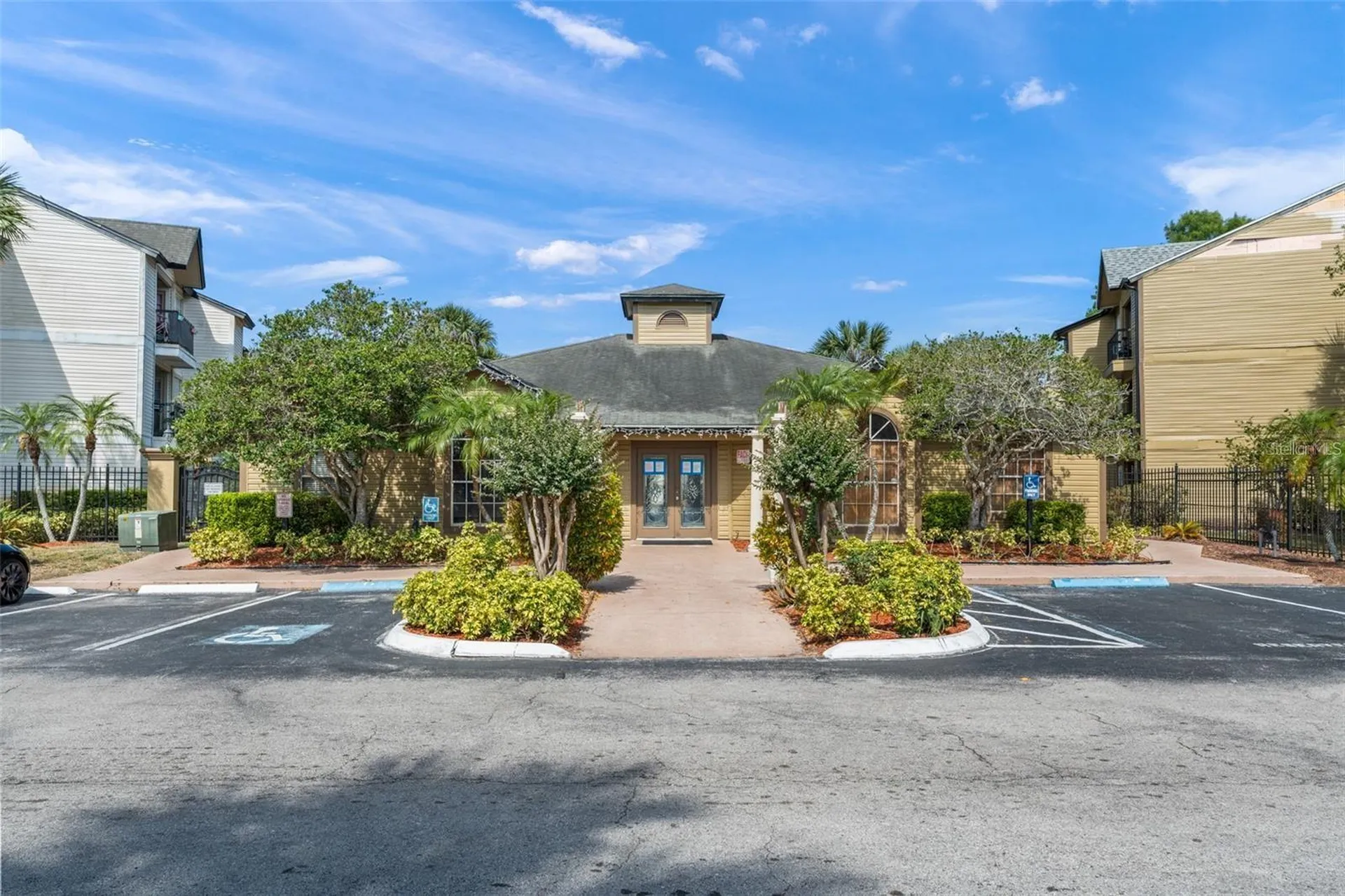 1932 Lake Atriums Circle Orlando FL 32839