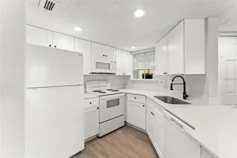 1932 Lake Atriums Circle Orlando FL 32839