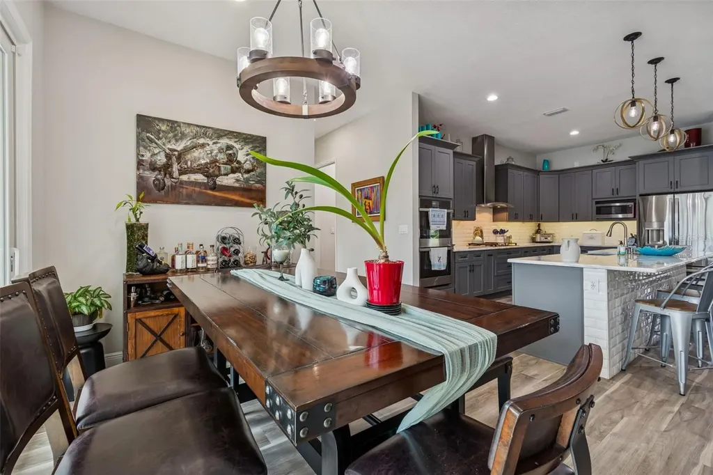 1516 Grandview Drive Tarpon Springs FL 34689