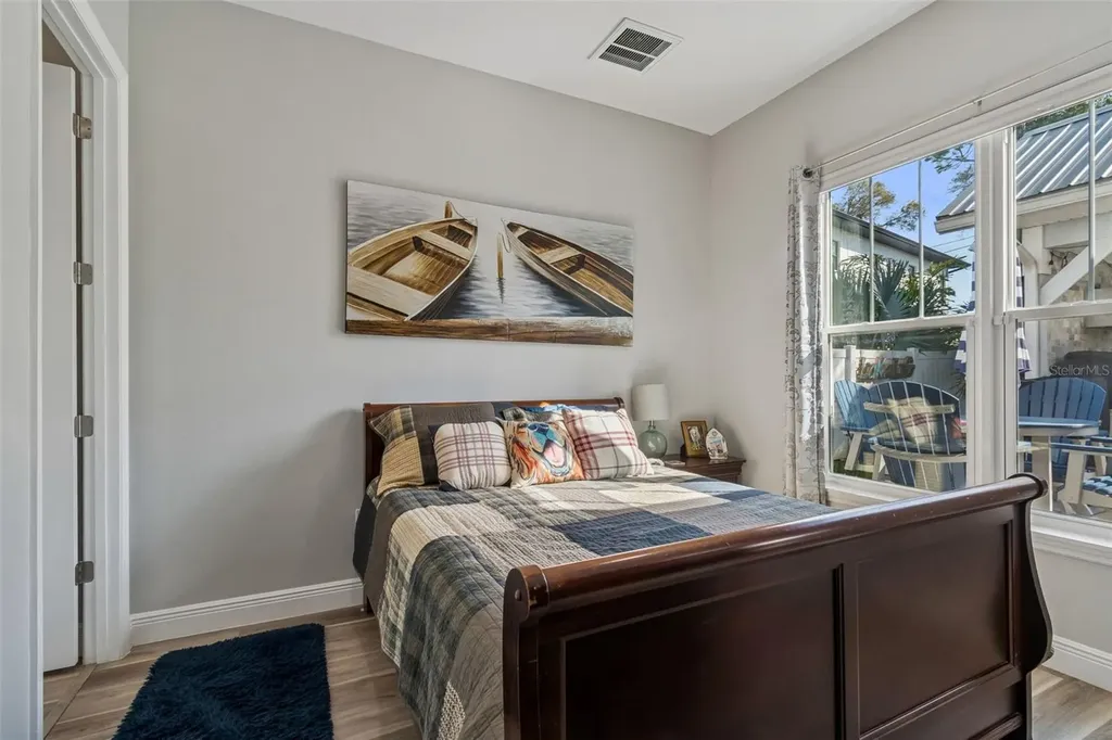 1516 Grandview Drive Tarpon Springs FL 34689