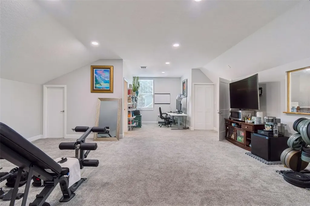1516 Grandview Drive Tarpon Springs FL 34689
