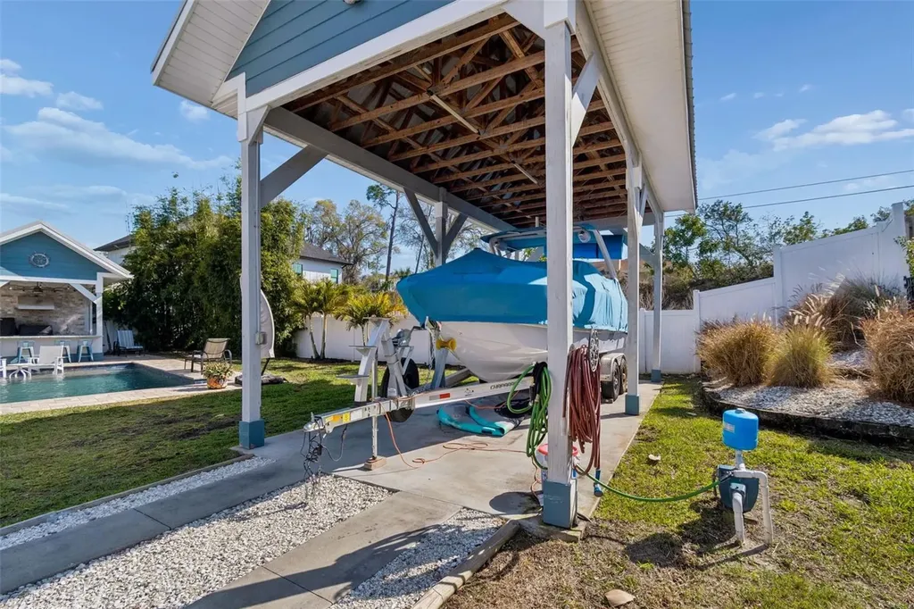1516 Grandview Drive Tarpon Springs FL 34689