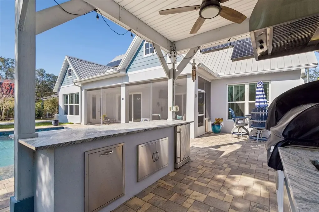 1516 Grandview Drive Tarpon Springs FL 34689