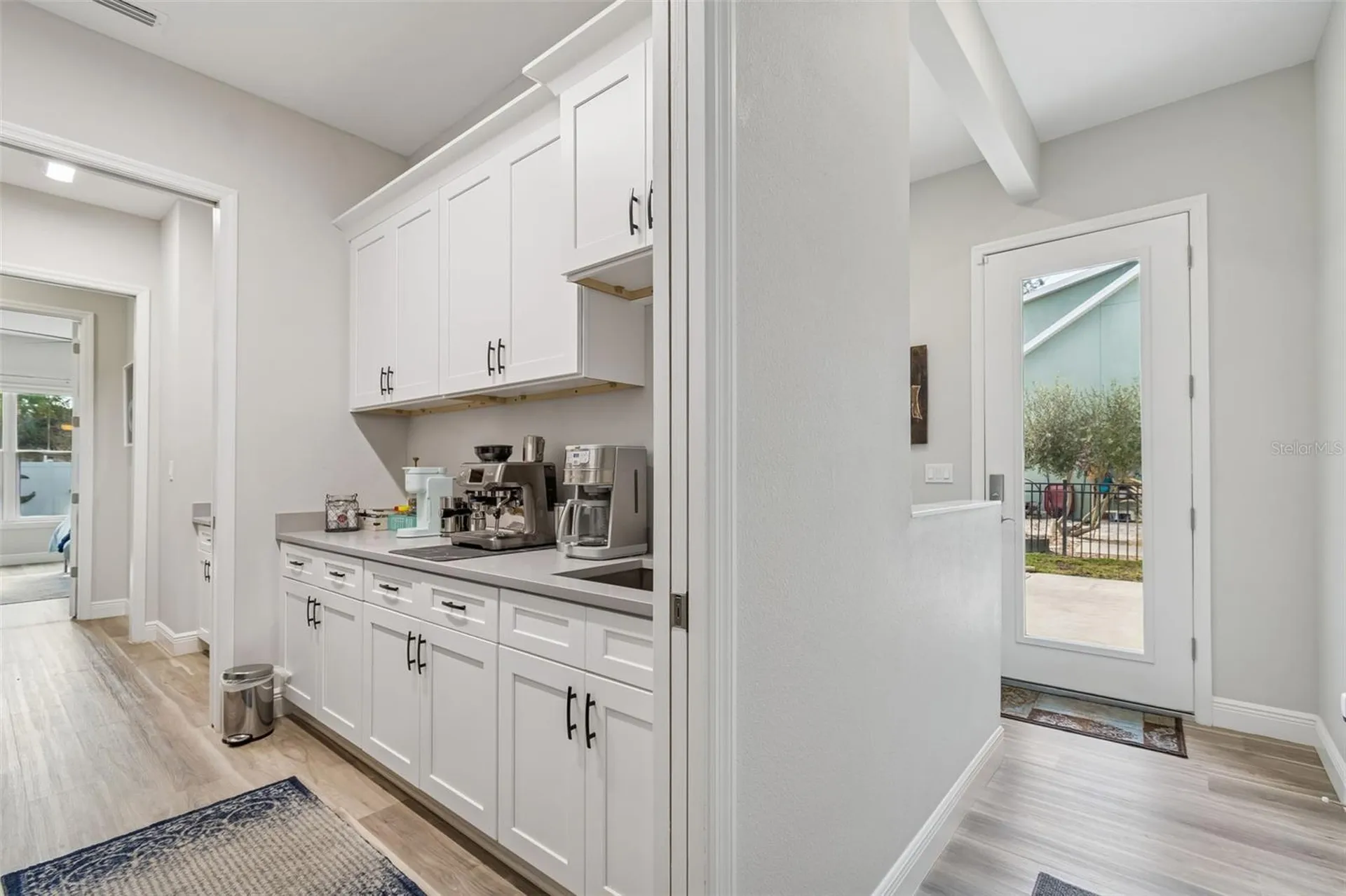 1516 Grandview Drive Tarpon Springs FL 34689