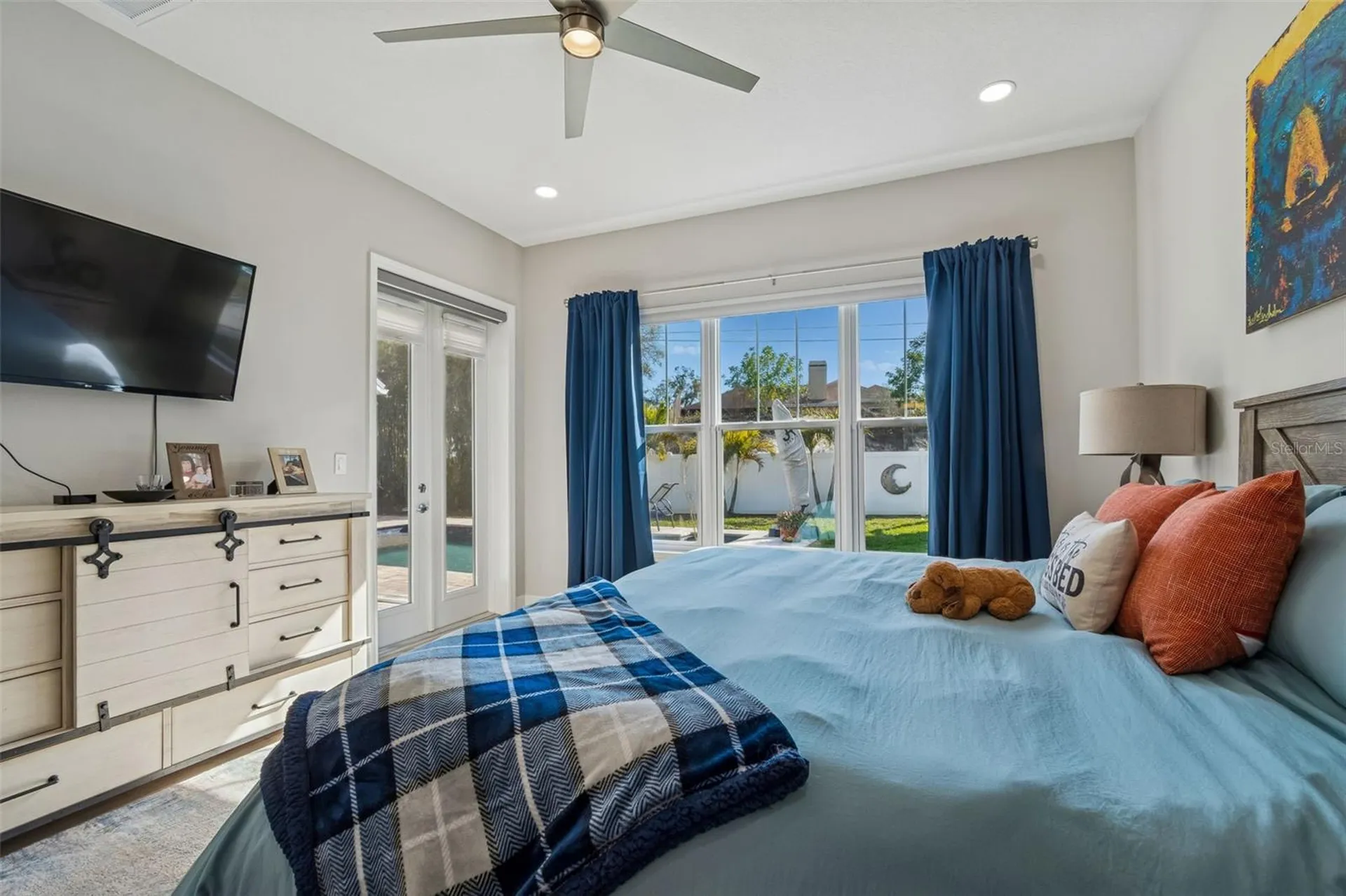 1516 Grandview Drive Tarpon Springs FL 34689