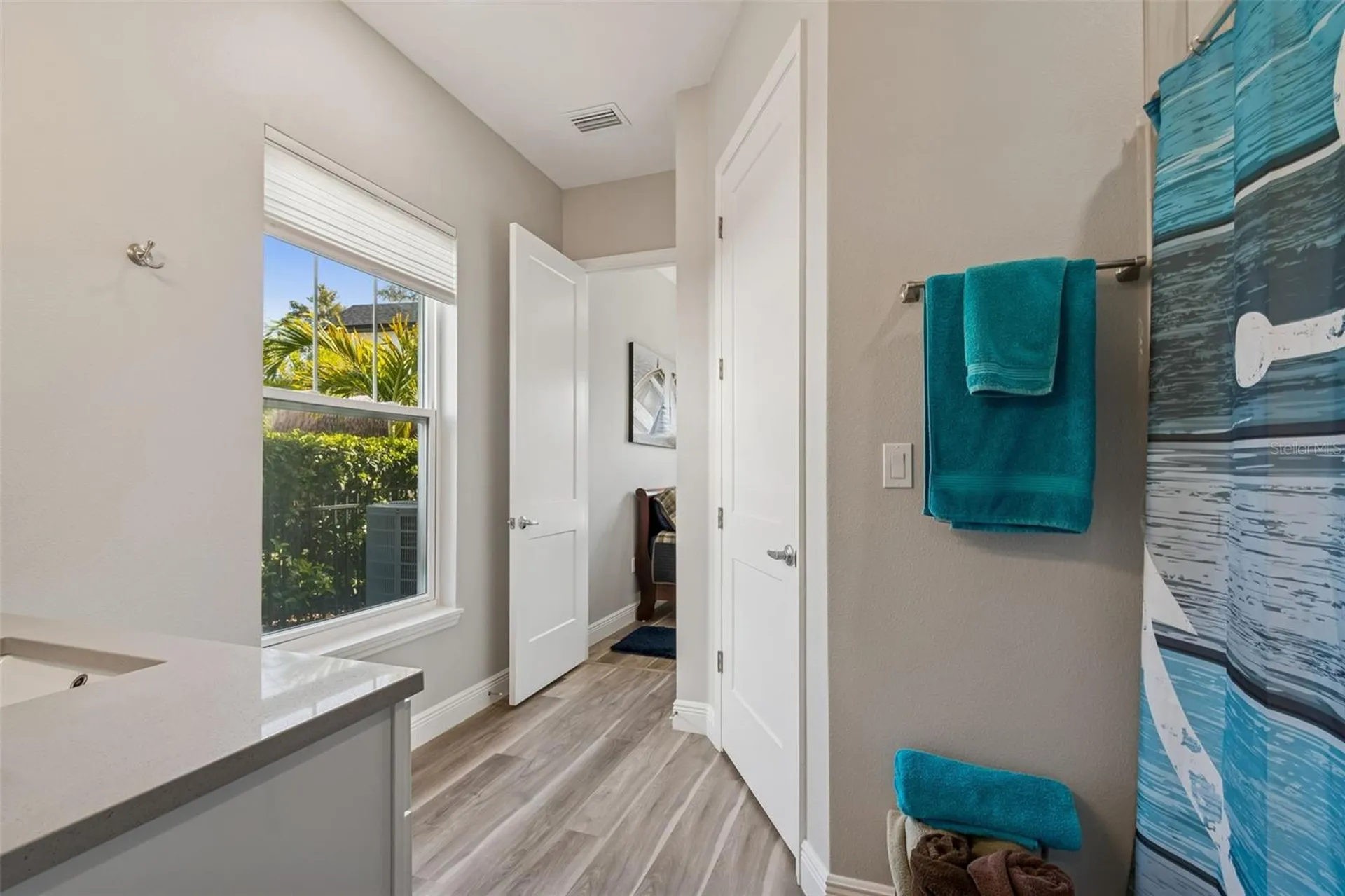 1516 Grandview Drive Tarpon Springs FL 34689