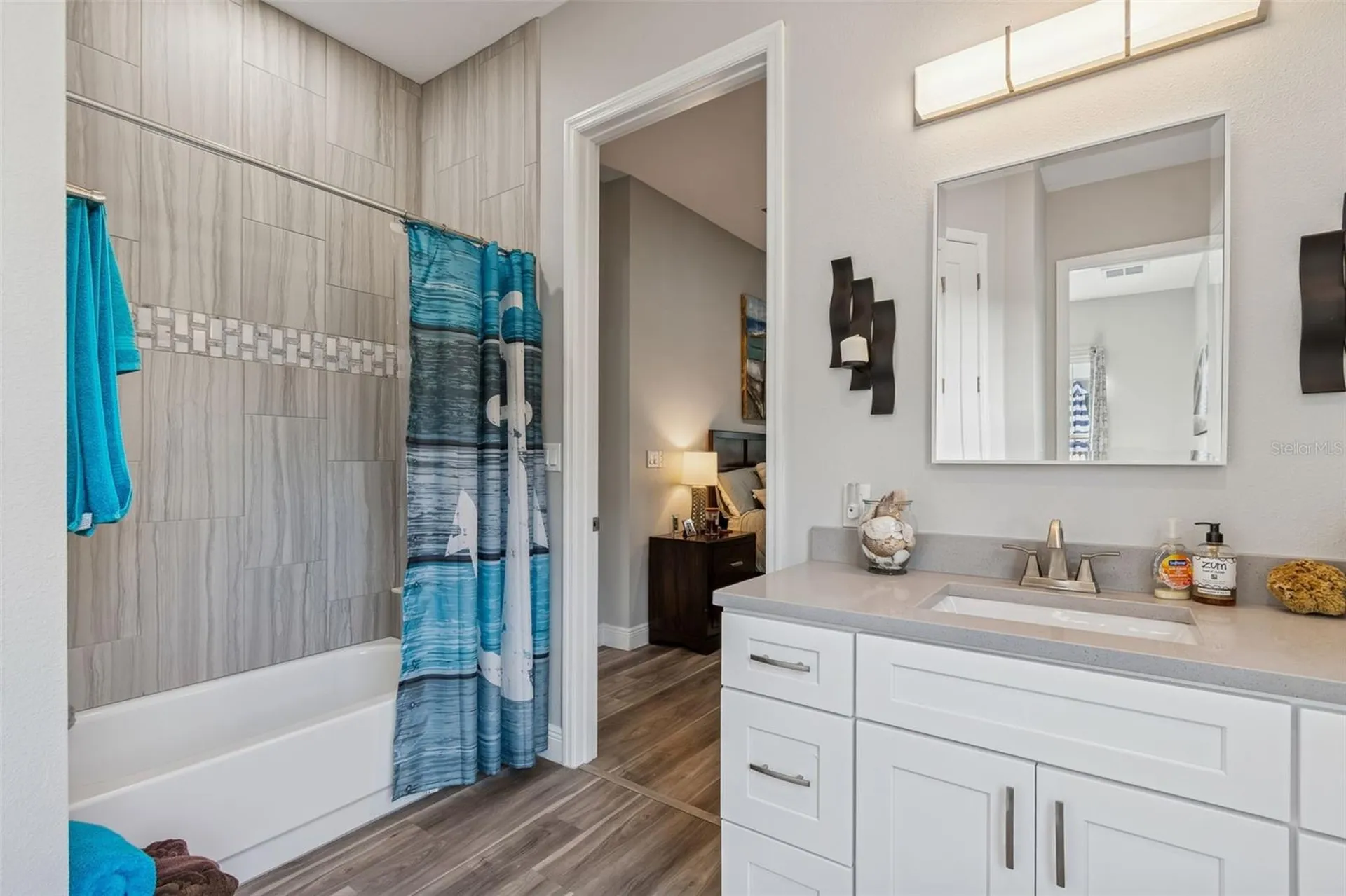 1516 Grandview Drive Tarpon Springs FL 34689