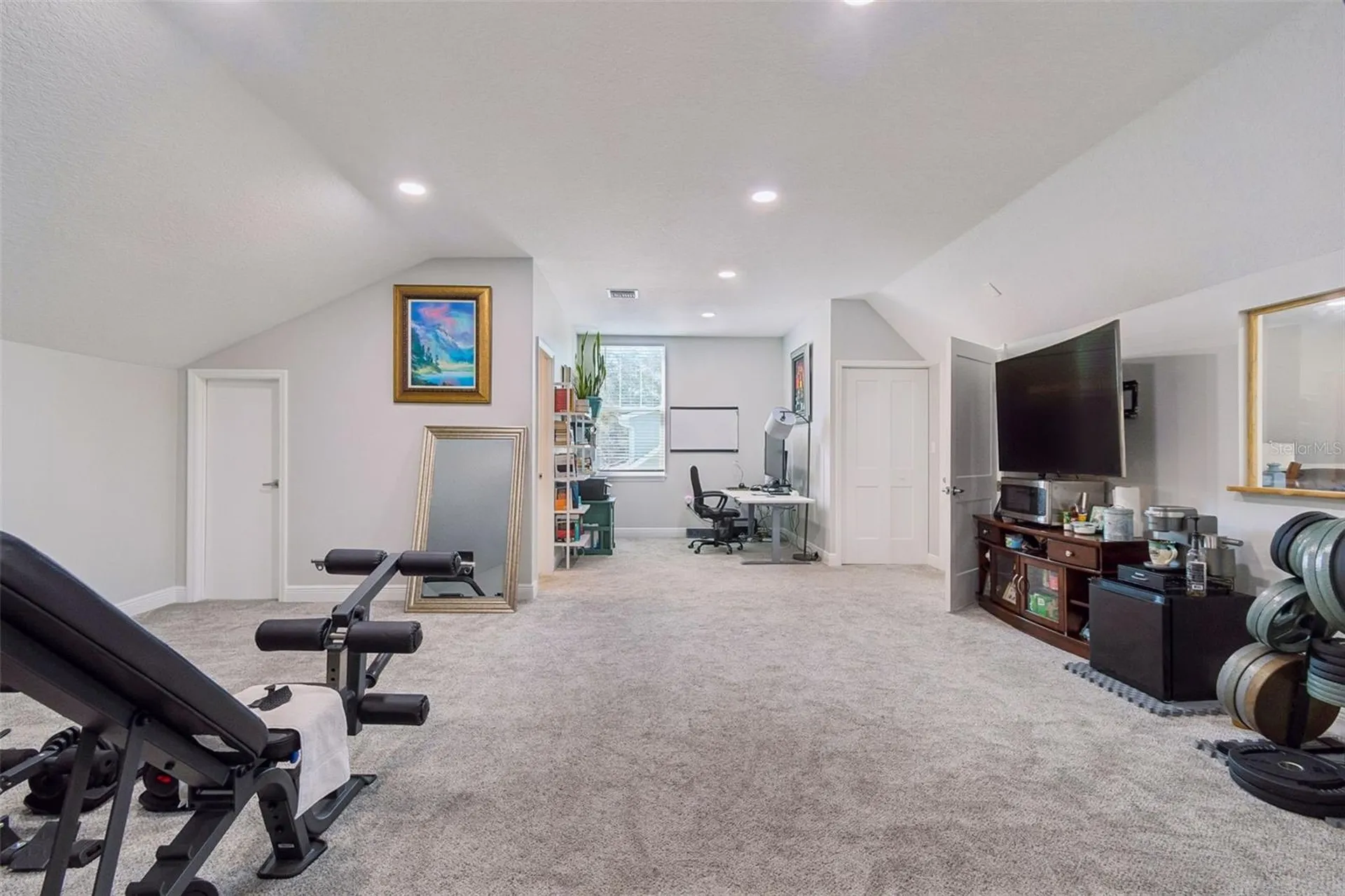 1516 Grandview Drive Tarpon Springs FL 34689