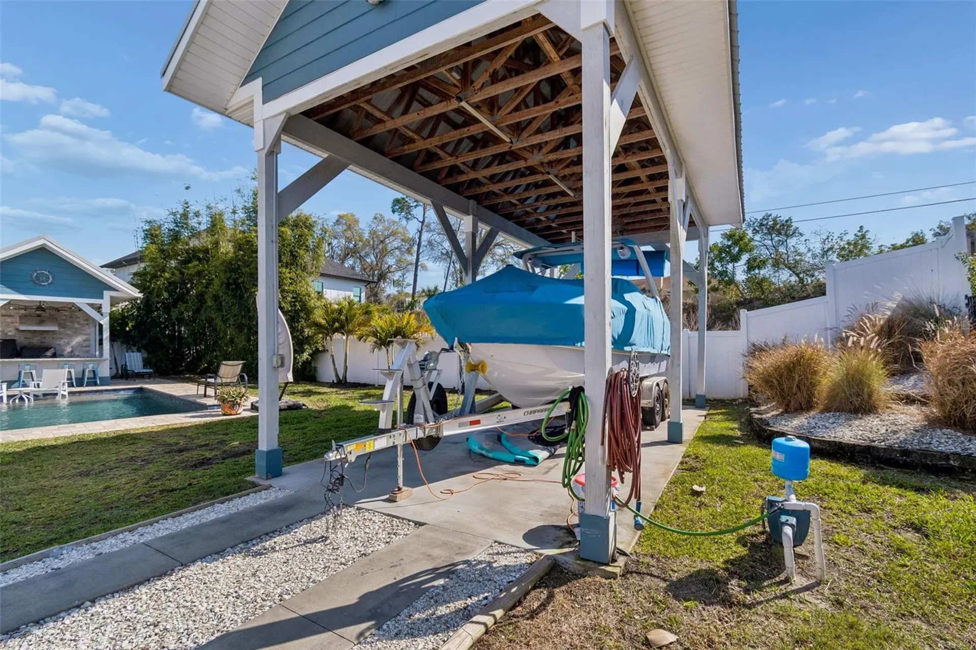 1516 Grandview Drive Tarpon Springs FL 34689