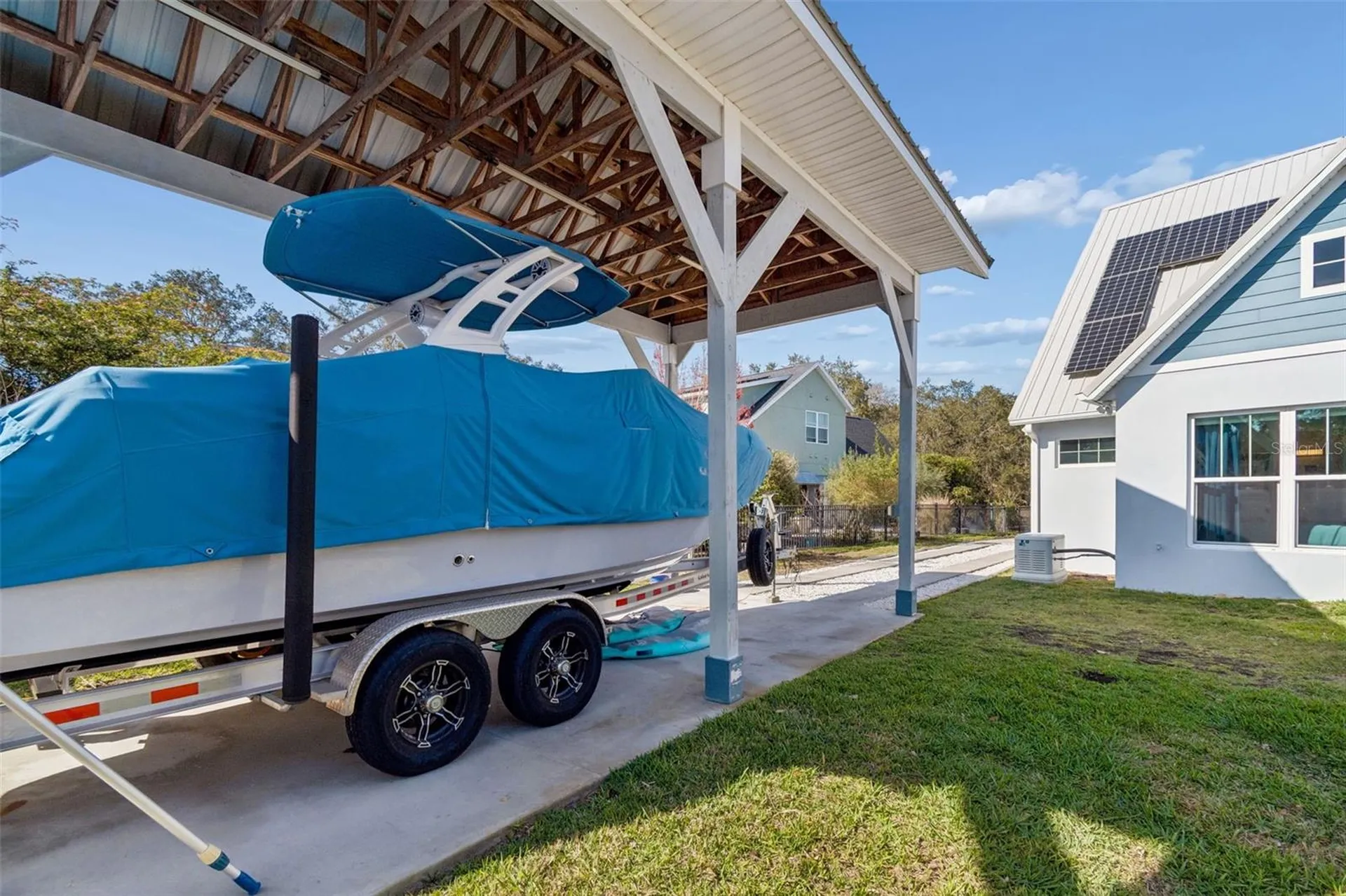 1516 Grandview Drive Tarpon Springs FL 34689