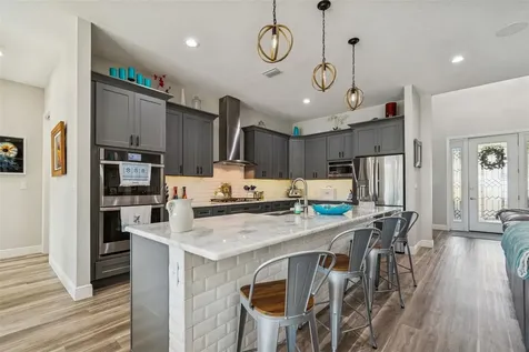 1516 Grandview Drive Tarpon Springs FL 34689