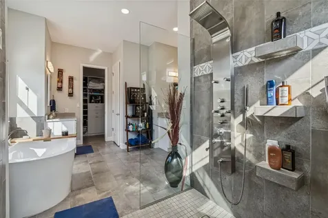 1516 Grandview Drive Tarpon Springs FL 34689