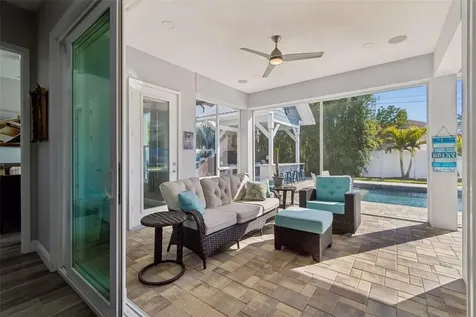 1516 Grandview Drive Tarpon Springs FL 34689