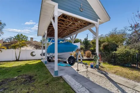 1516 Grandview Drive Tarpon Springs FL 34689