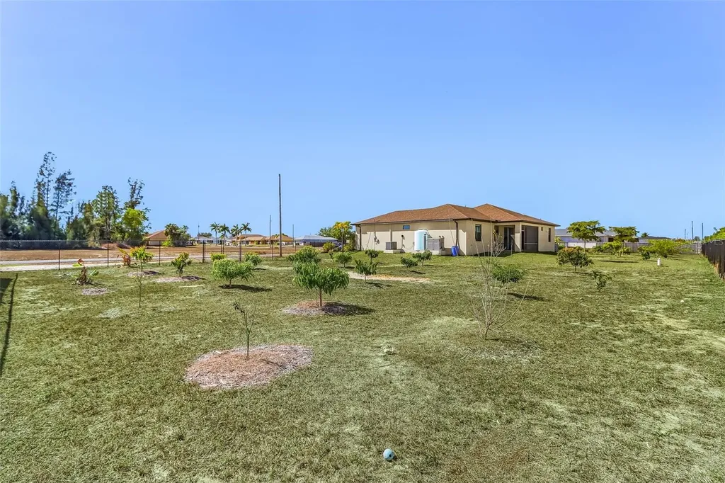 2101 NE 36th Terrace Cape Coral FL 33909