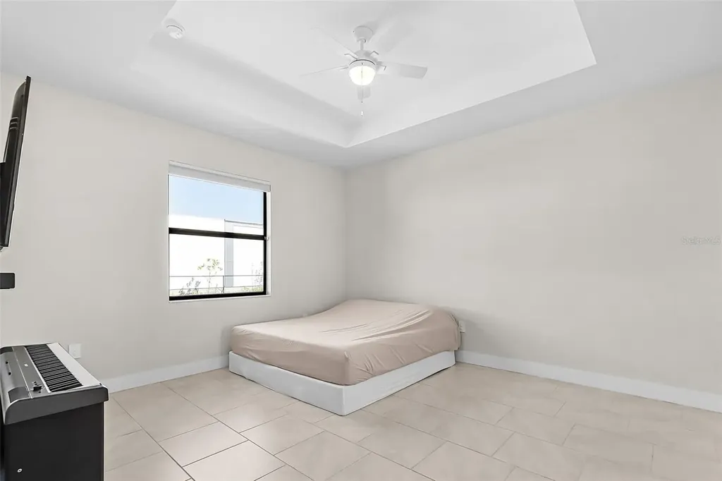 2101 NE 36th Terrace Cape Coral FL 33909