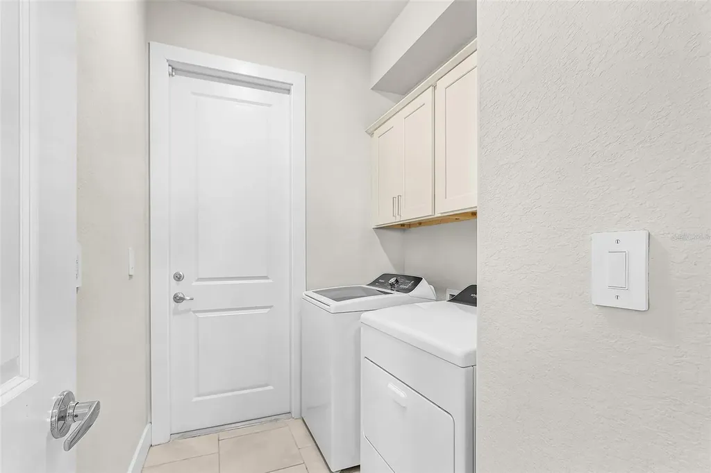 2101 NE 36th Terrace Cape Coral FL 33909