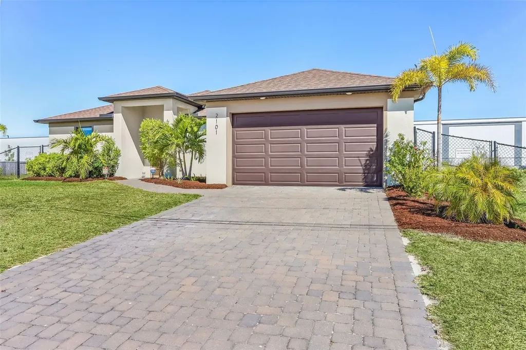 2101 NE 36th Terrace Cape Coral FL 33909