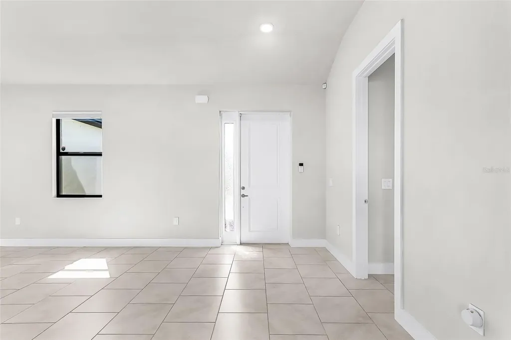 2101 NE 36th Terrace Cape Coral FL 33909