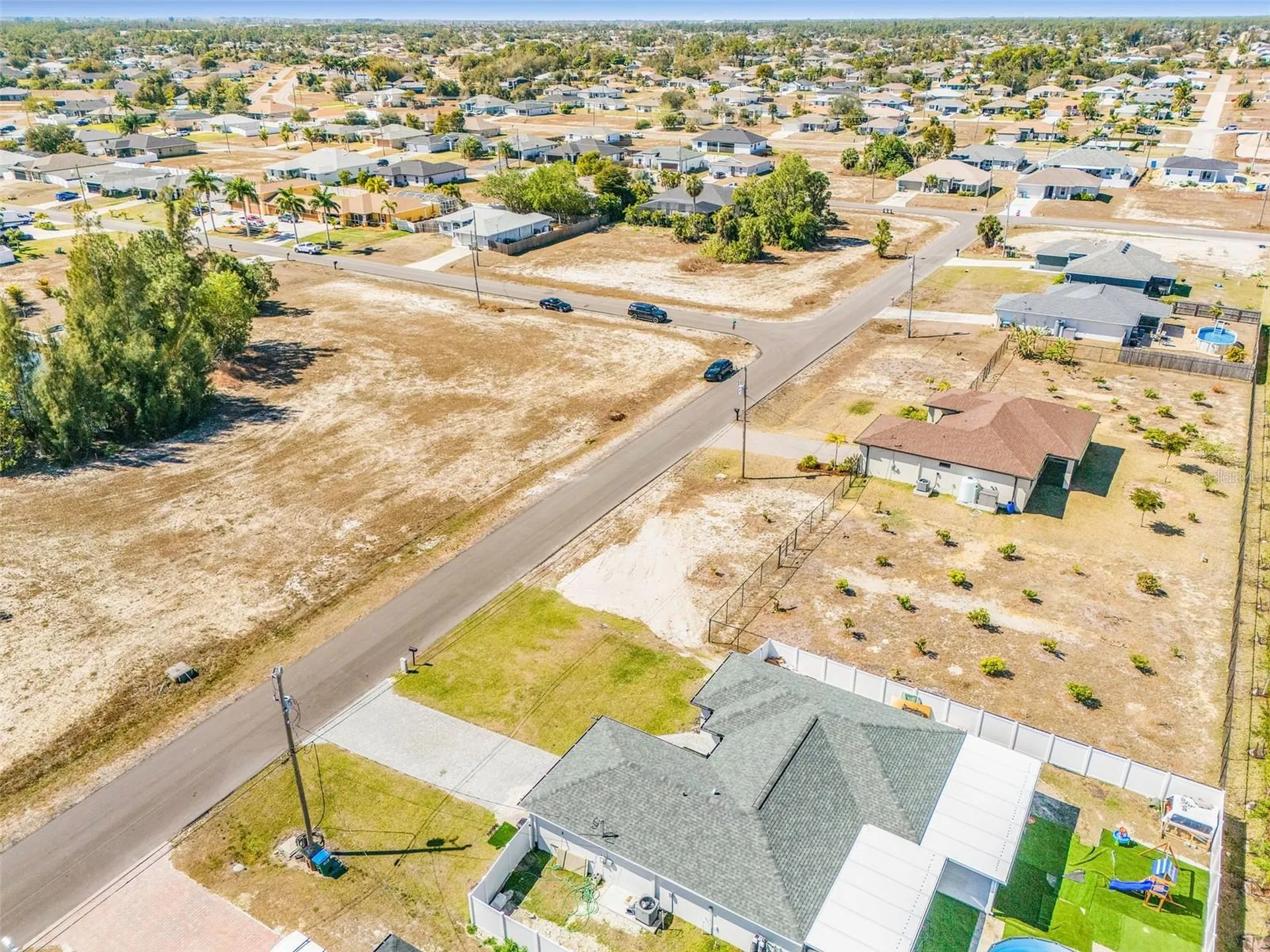 2101 NE 36th Terrace Cape Coral FL 33909