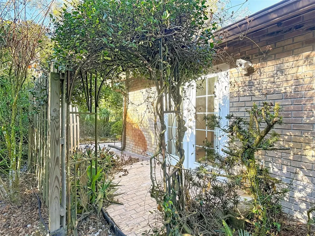 65 Elmwood Trail Deland FL 32724