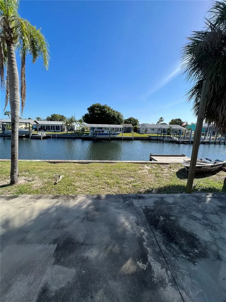 1037 Apollo Beach Boulevard Apollo Beach FL 33572